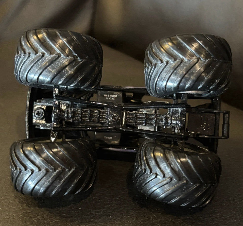 Muscle Machines Carolina Crusher The Mummy 1:64 Monster Truck