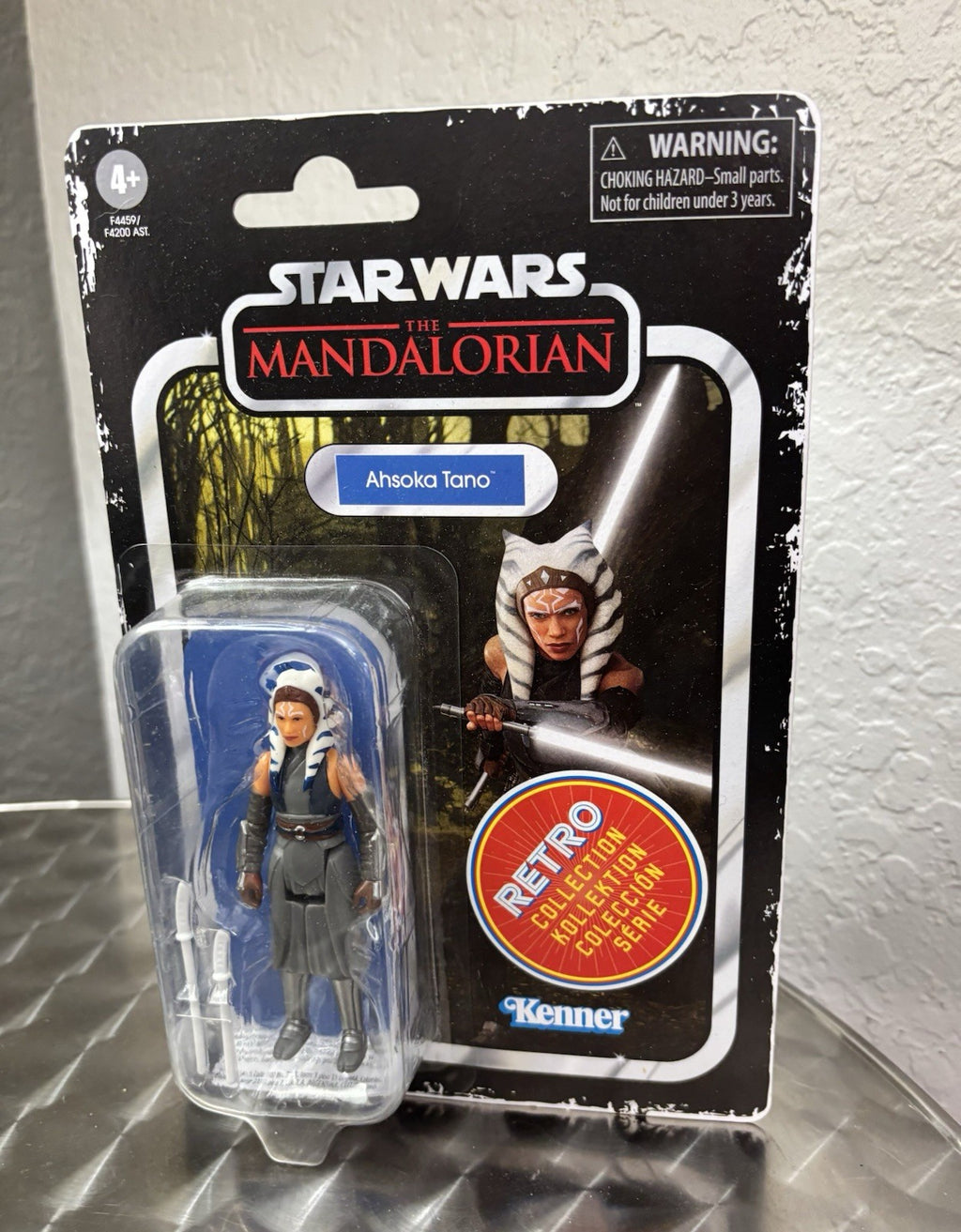 Star Wars Retro Collection Ahsoka Tano 3.75" Action Figure The Mandalorian New