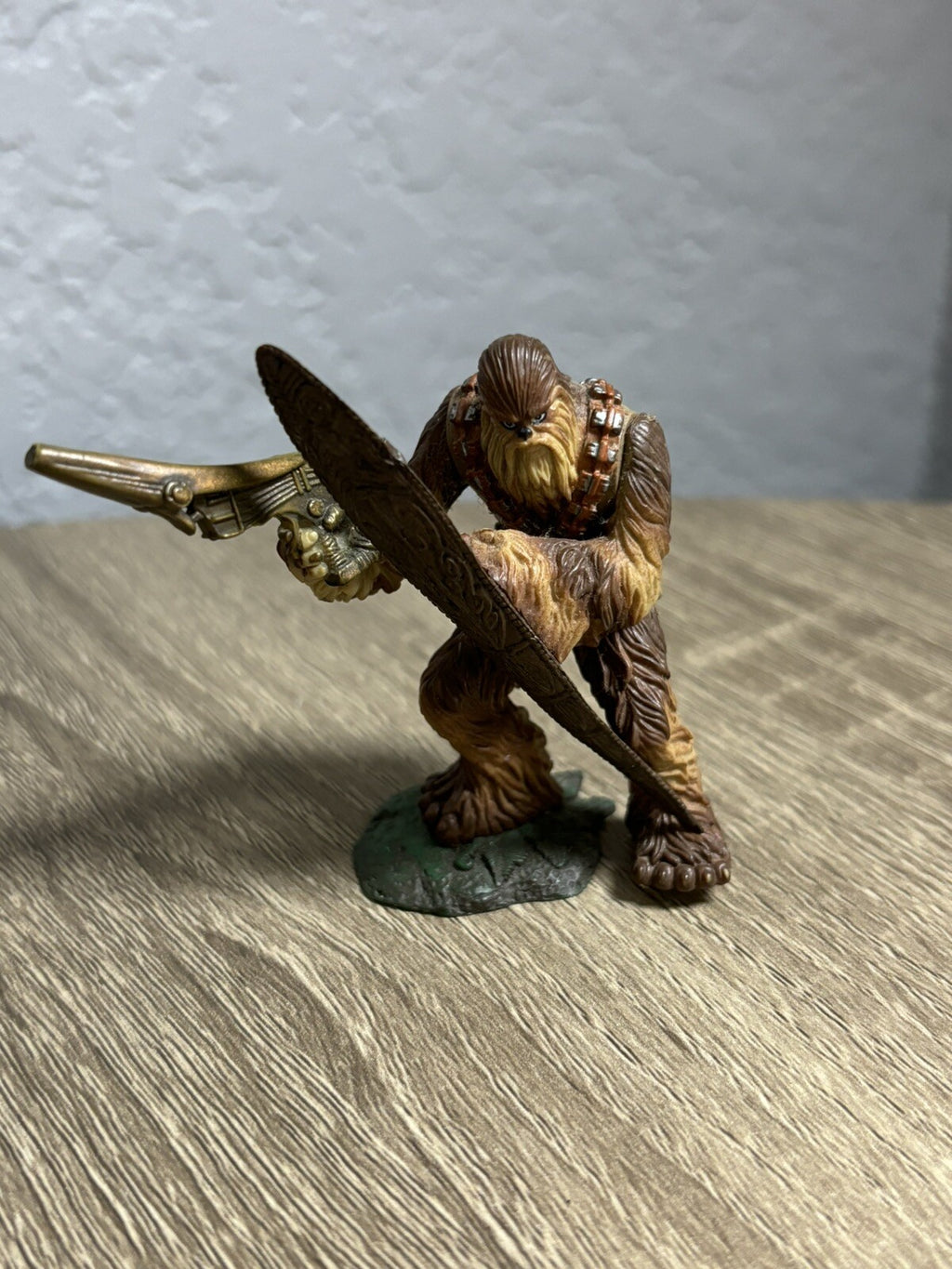 2005 Hasbro Star Wars Chewbacca Wookie  Star Wars Unleashed 