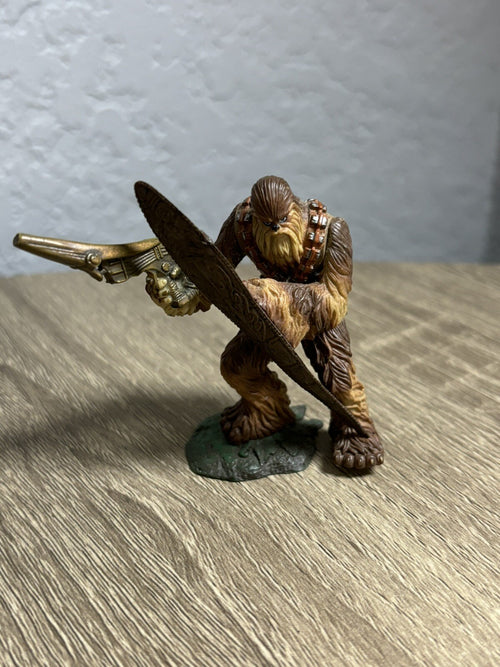 2005 Hasbro Star Wars Chewbacca Wookie  Star Wars Unleashed 