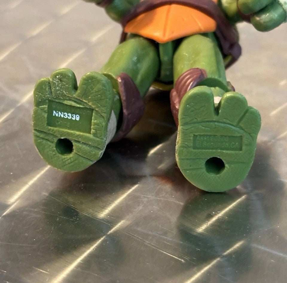 Viacom "Leonardo" Ninja Turtle Toy Action Figure Adjustable Joint Posable 2012