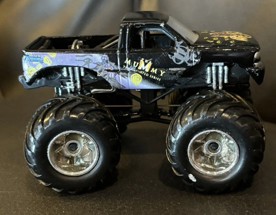 Muscle Machines Carolina Crusher The Mummy 1:64 Monster Truck
