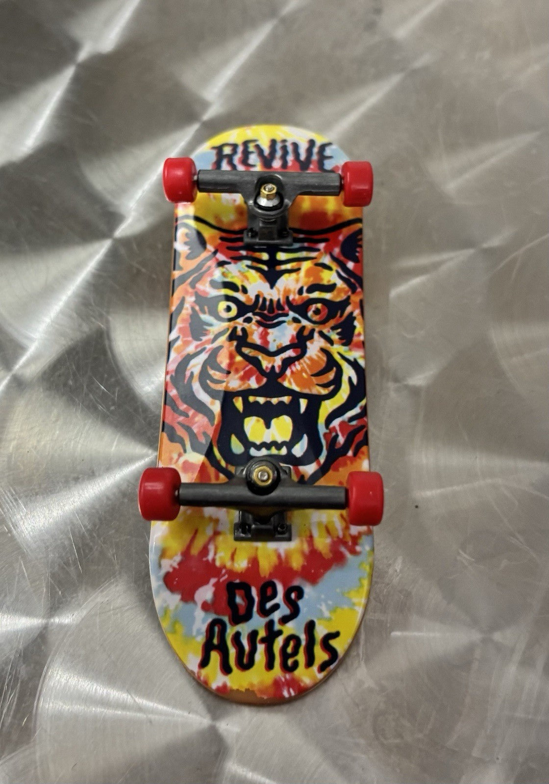 Tech Deck - Revive Doug Des Autels Tie Dye Tiger Fingerboard 2021 Rare