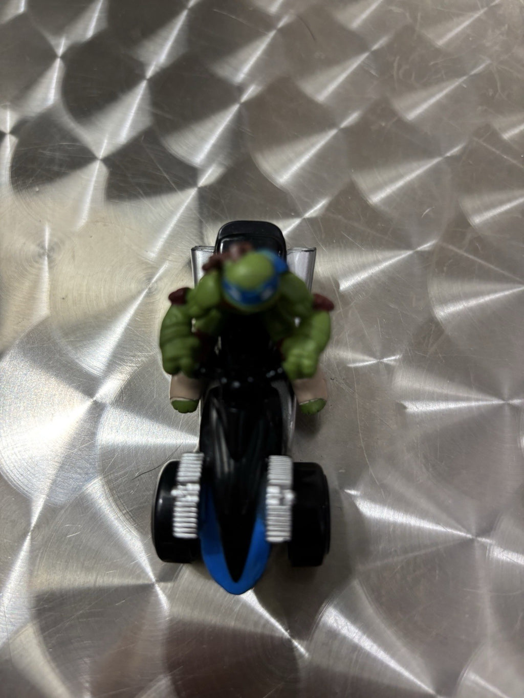2014 Viacom Teenage Mutant Ninja Turtles TMNT Leonardo 2 3/4" Diecast Car