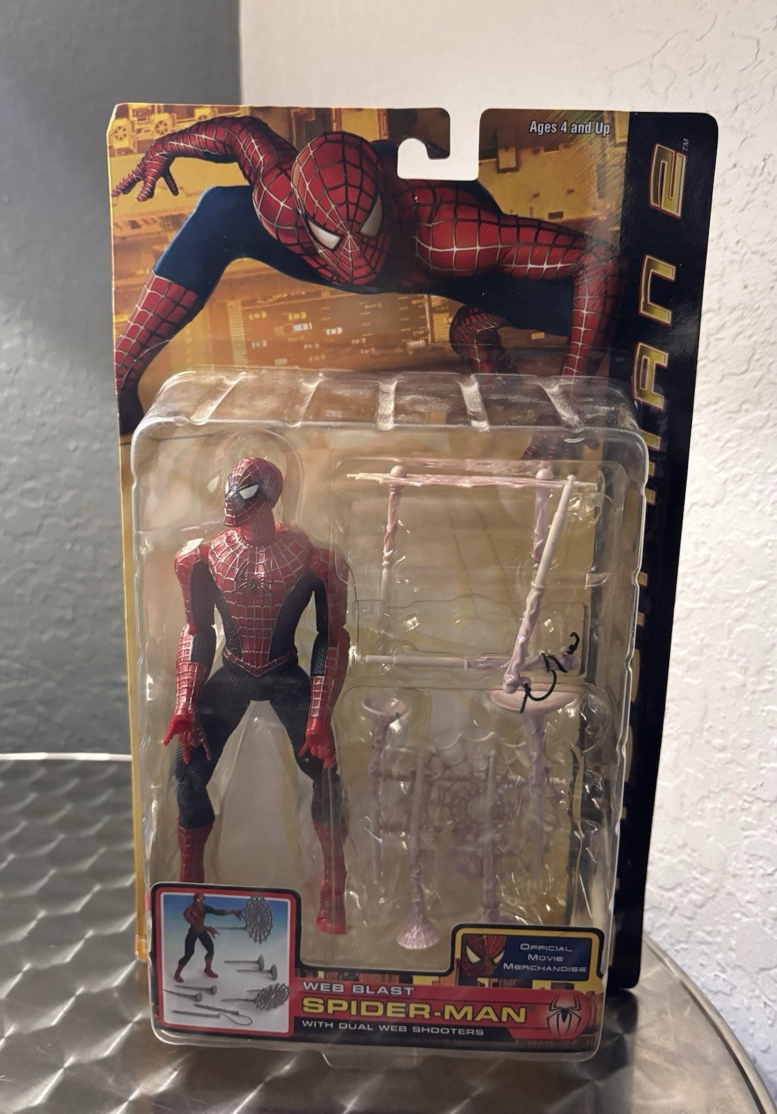 Toy Biz Spider-Man 2 Movie Web Blast Action Figure w Dual Web Shooters NEW 2004