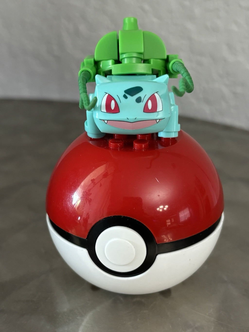 Mega Bloks POKEMON Construx  ~ MORPEKO Bulbasaur Figure w/ Pokeball