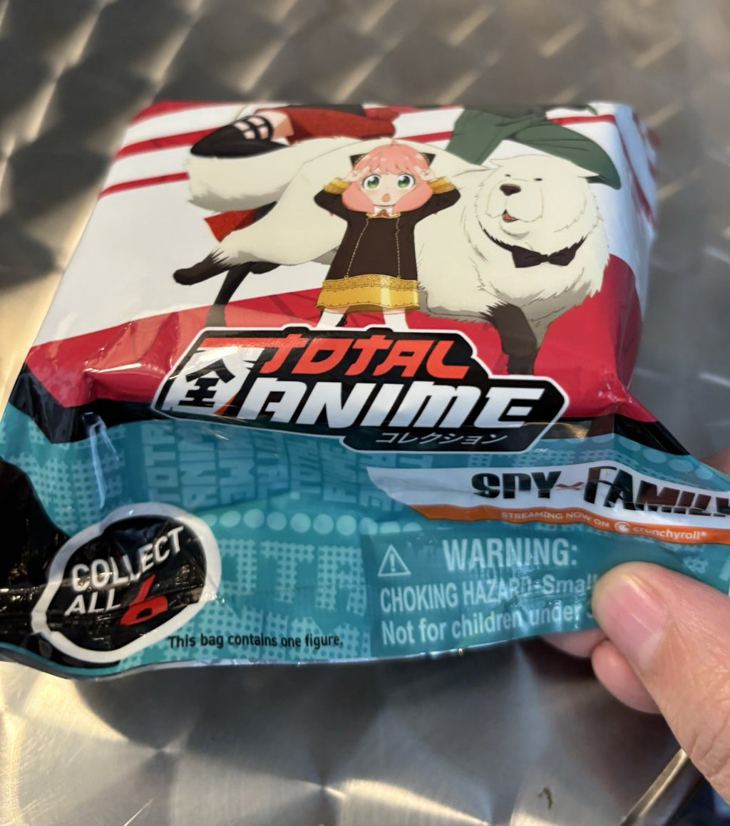 Total Anime  Spy X Family - 2" Figure Blind Bag!