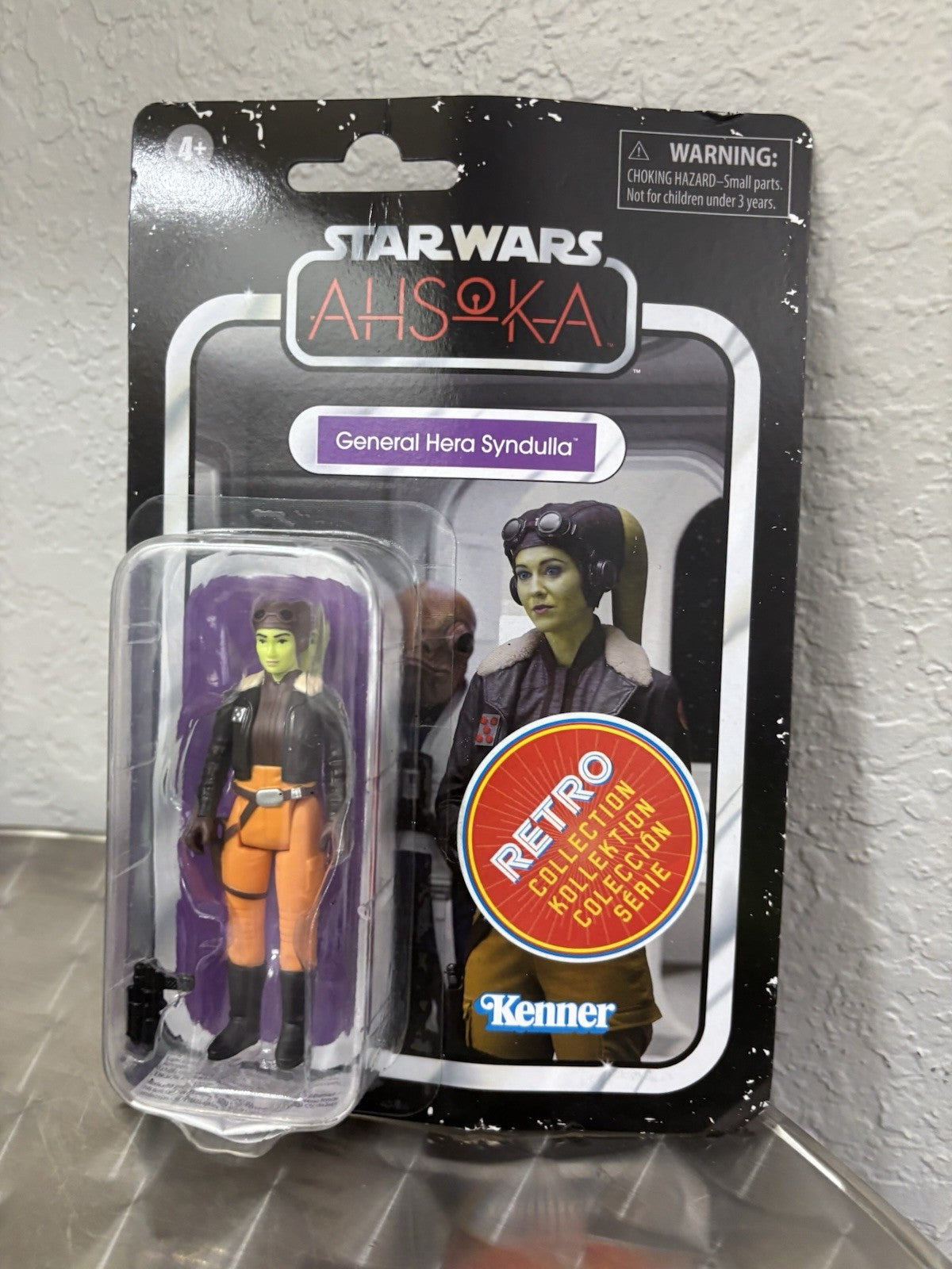 Star Wars Retro Collection Ahsoka General Hera Syndulla Action Figure New