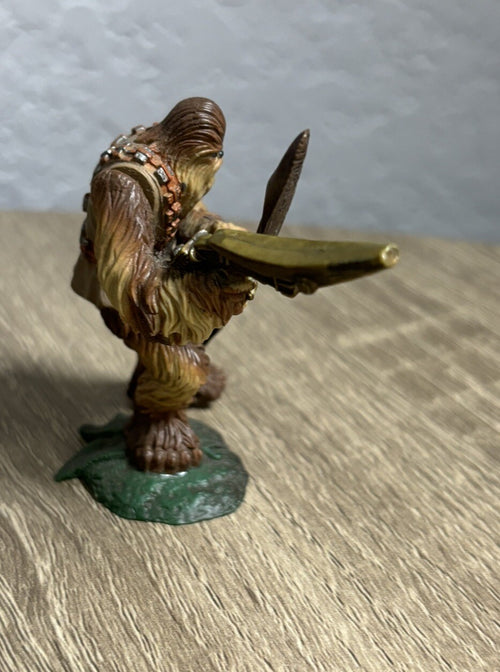 2005 Hasbro Star Wars Chewbacca Wookie  Star Wars Unleashed 