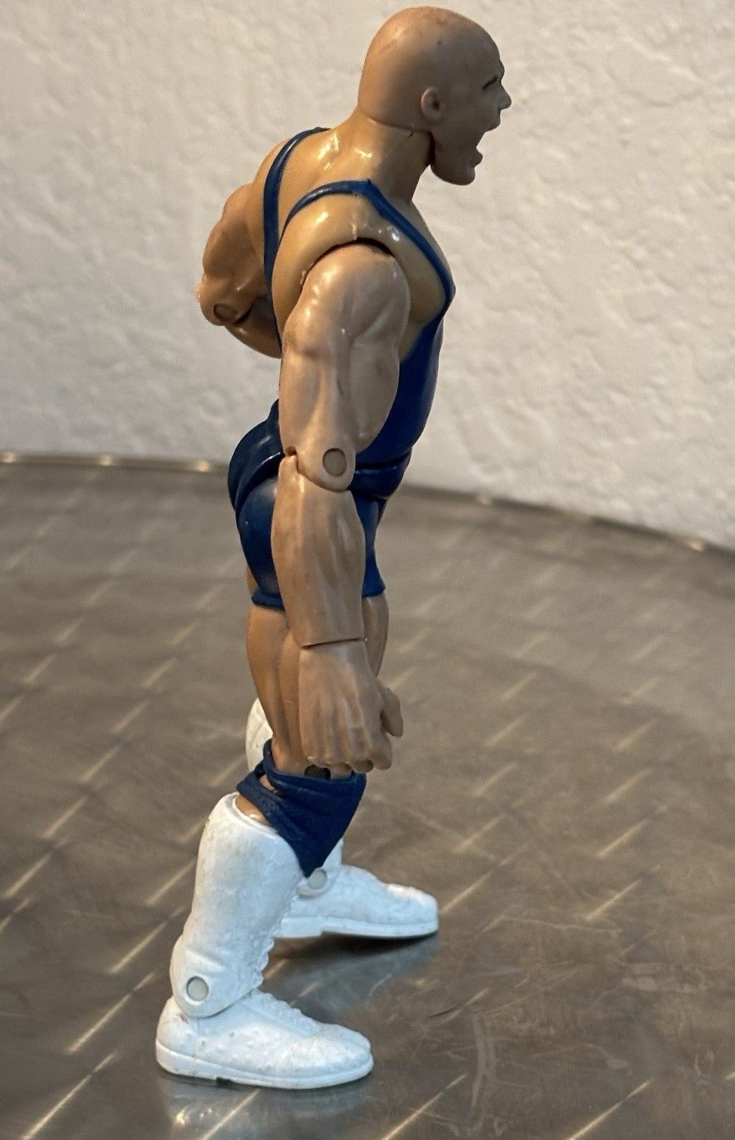 KURT ANGLE 2000 JAKKS WRESTLING ACTION FIGURE WWE WWF