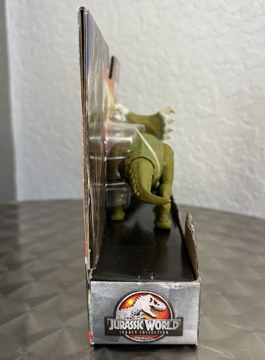 Jurassic World Legacy Collection KOSMOCERATOPS Dinosaur Figure w/ Attack 7” NEW